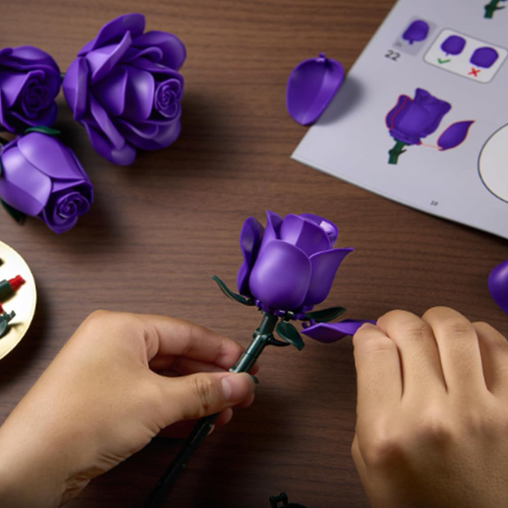 Violet Rose Building Bouquet Set