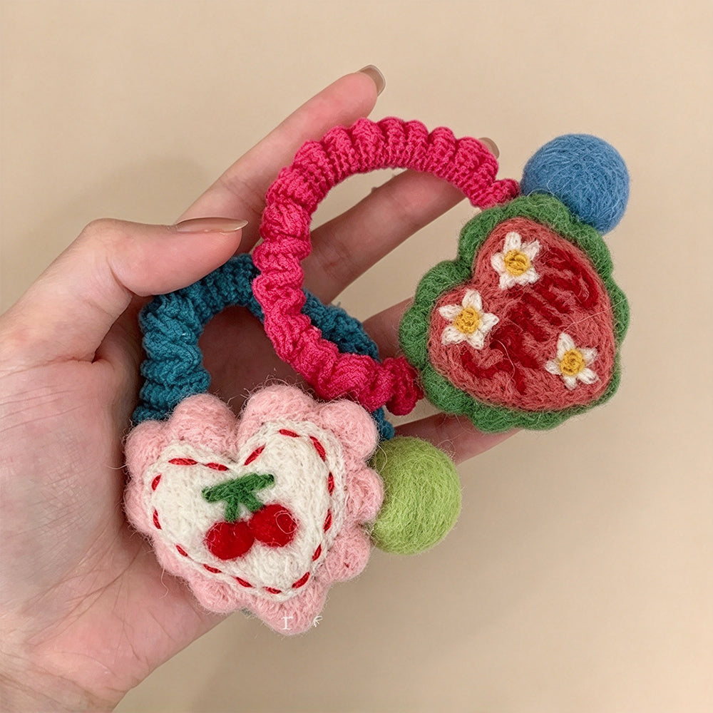 Felt Heart Stretch Scrunchie