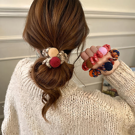 High-Stretch Coiled Yarn Scrunchie